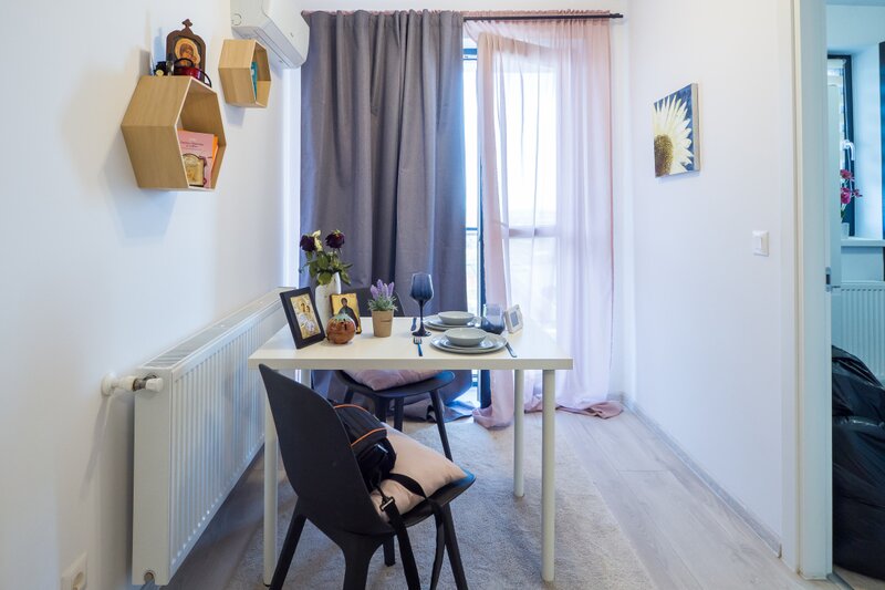 Garsoniera luminoasa in Hils Pallady, metrou, utilata la cheie